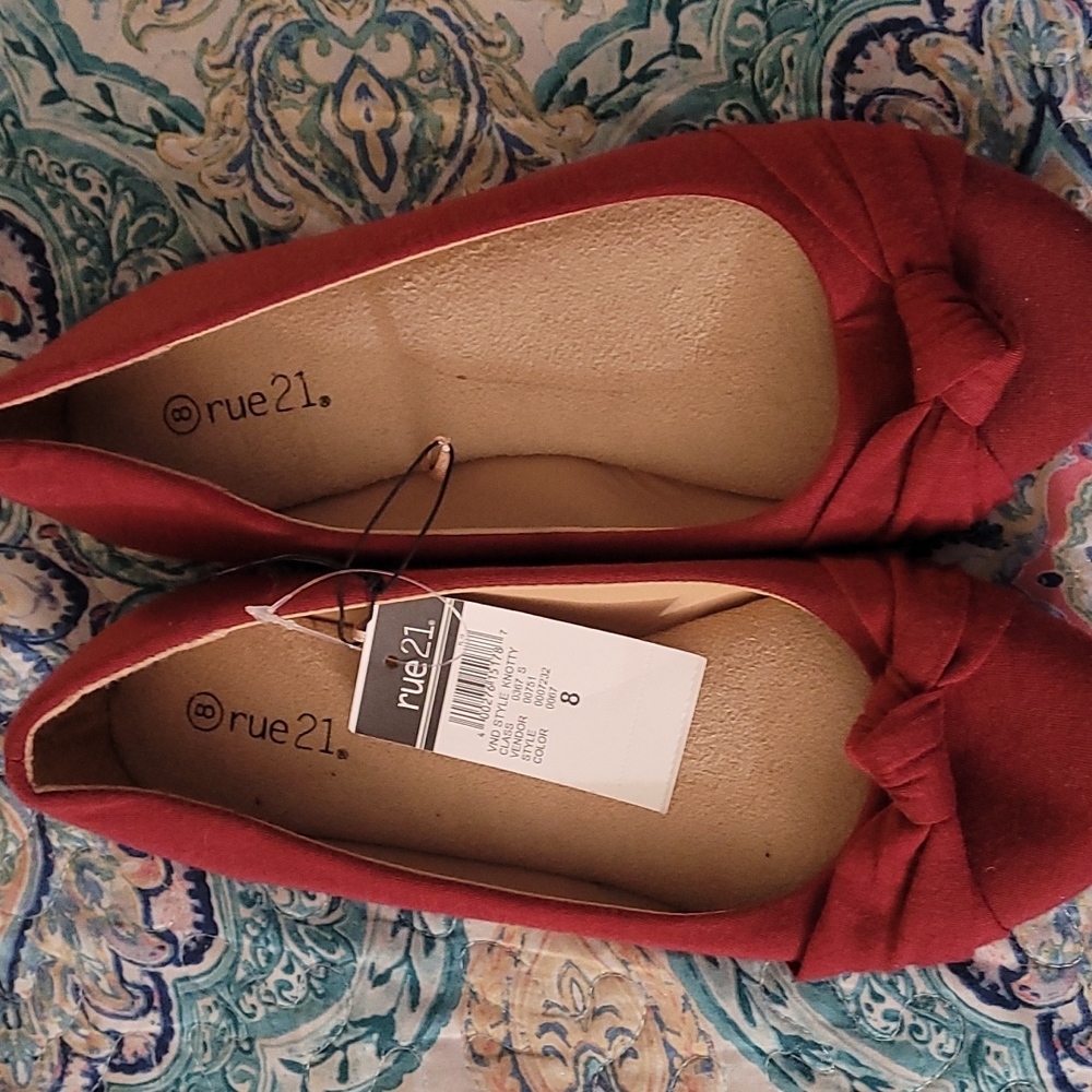 RUE21 Flats Size 8